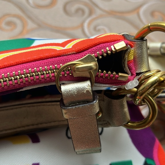 Authentic Coach purse - Picture 7 of 14